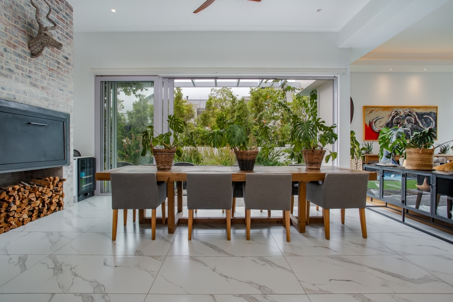 4 Bedroom Property for Sale in Val De Vie Estate Western Cape